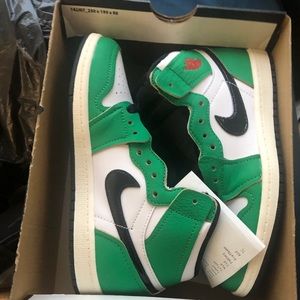 Lucky Green Jordan 1s
